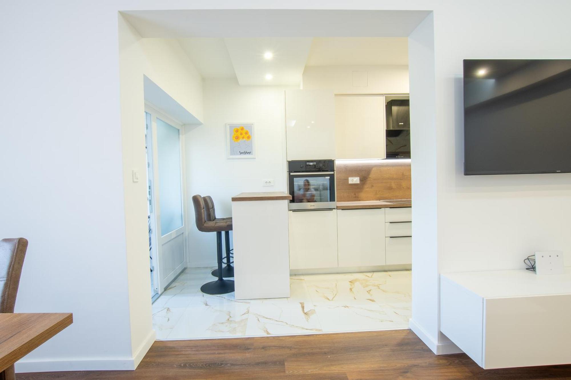 Apartman Valentina - Self Check In And Check Out Otočac Екстериор снимка
