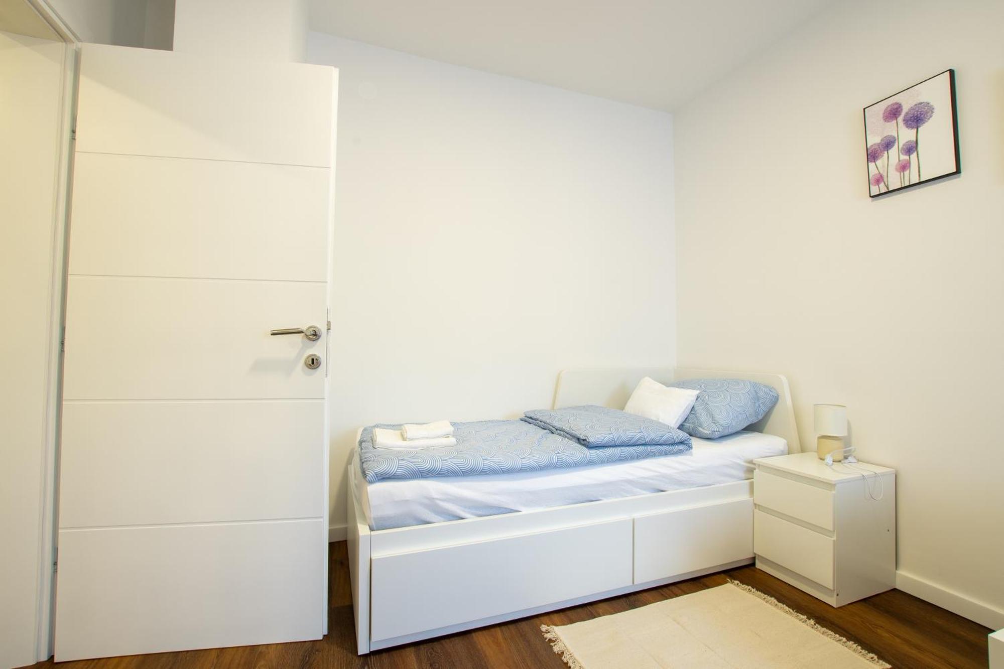 Apartman Valentina - Self Check In And Check Out Otočac Екстериор снимка