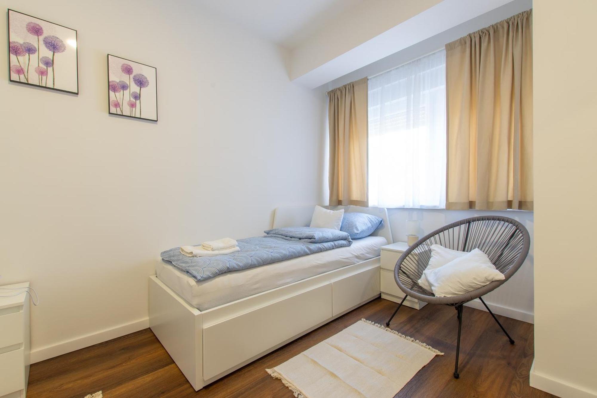 Apartman Valentina - Self Check In And Check Out Otočac Екстериор снимка